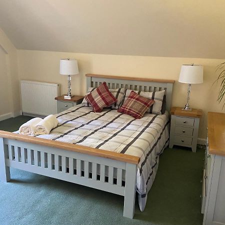 Fabulous 2 Bedroom House Just Outside Edinburgh Auchendinny 외부 사진